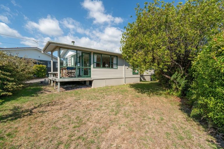 Property details for 32 Rainbow Drive, Rainbow Point, Taupo, 3330