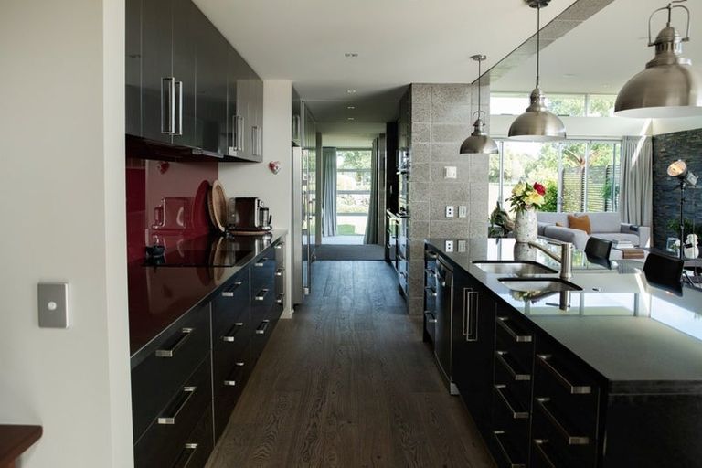 Photo of property in 141 Awamoa Road, Holmes Hill, Oamaru, 9401