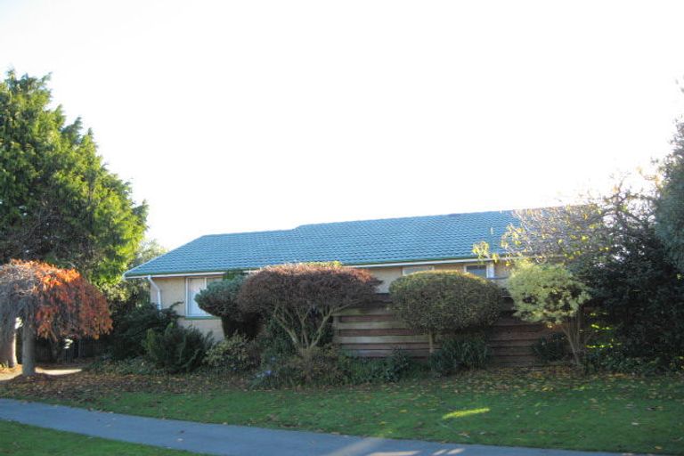 Photo of property in 31 Wiremu Street, Redwood, Christchurch, 8051