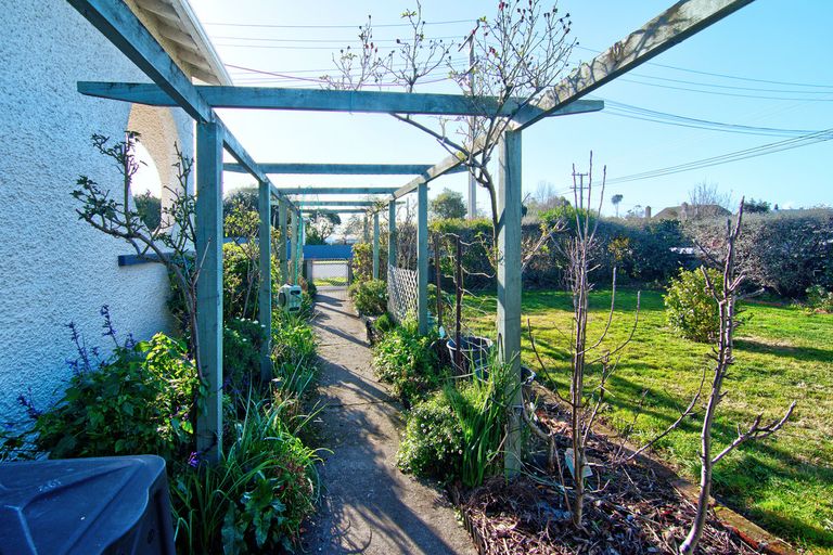 Photo of property in 1 Vivian Street, Solway, Masterton, 5810