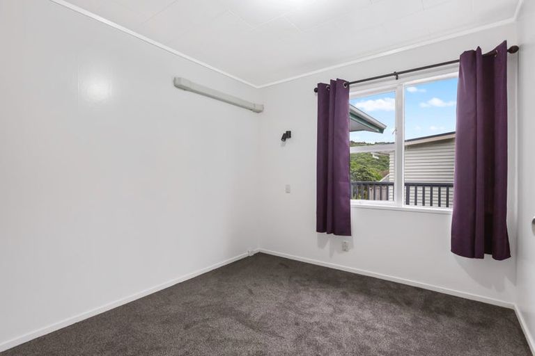 Photo of property in 39 Ayton Drive, Whitby, Porirua, 5024