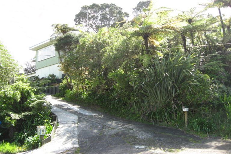Photo of property in 18 Foster Avenue, Huia, Auckland, 0604