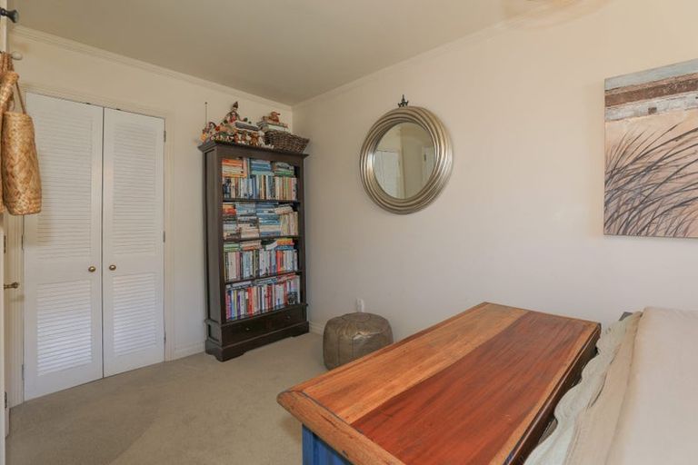 Photo of property in 20 Sunset Street, Hilltop, Taupo, 3330