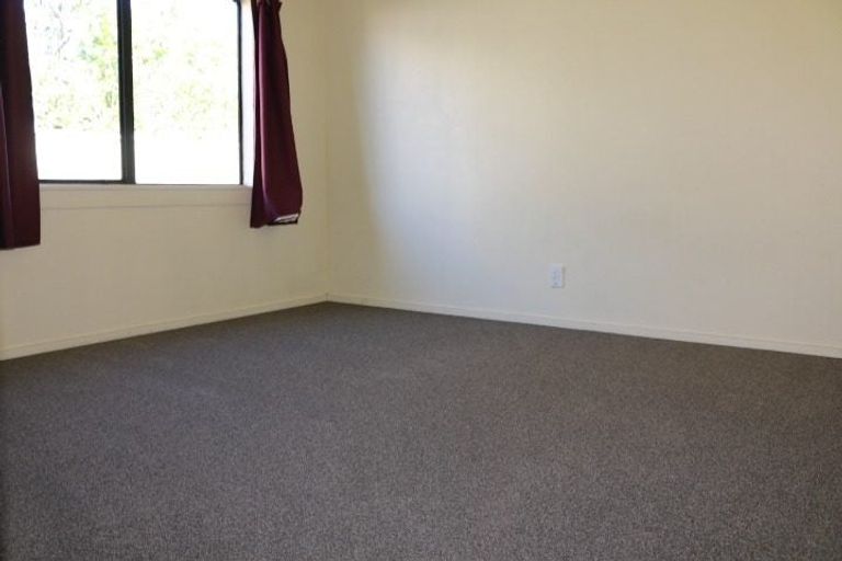 Photo of property in 46 Fitchett Street, Palmerston North, 4410