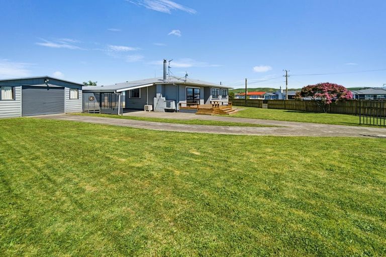 Photo of property in 17 Montgomery Street, Waipukurau, 4200