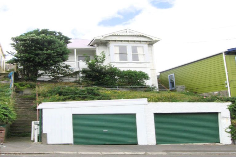 Photo of property in 19 Emerson Street, Berhampore, Wellington, 6023