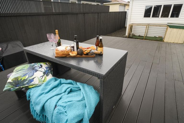 Photo of property in 42 King Street, Marton, 4710