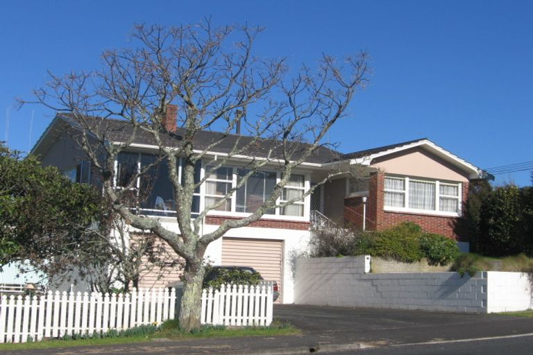 Photo of property in 14 Chedworth Avenue, Chedworth, Hamilton, 3210