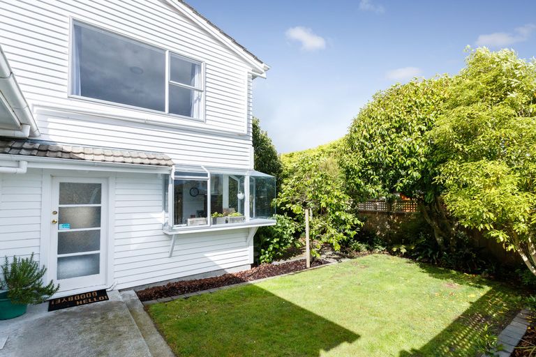 Photo of property in 118 Fitzroy Street, Terrace End, Palmerston North, 4410