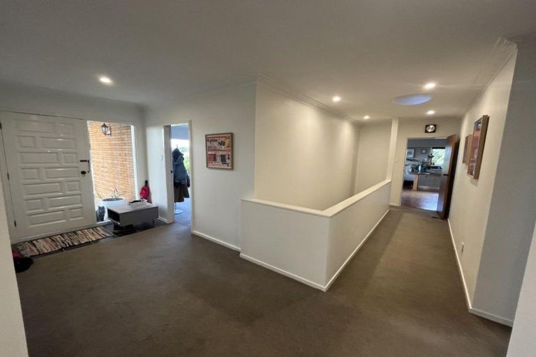 Photo of property in 5 Fairfax Terrace, Frankleigh Park, New Plymouth, 4310