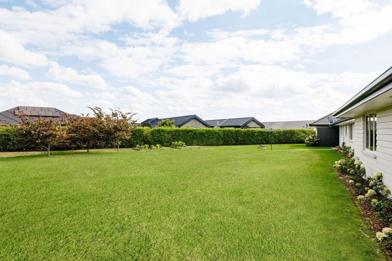 Photo of property in 49 Baxter Michael Crescent, Cambridge, 3434