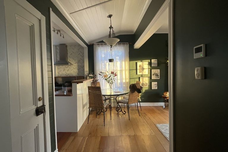 Photo of property in 23 Main Road, Raglan, 3225