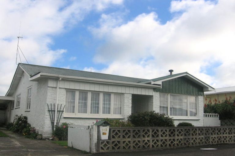 Photo of property in 112 Shamrock Street, Takaro, Palmerston North, 4412