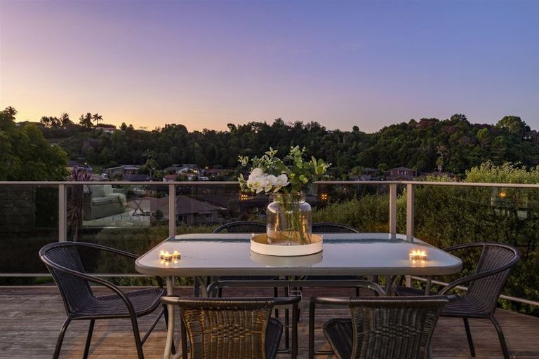 Photo of property in 136 Waterside Drive, Pyes Pa, Tauranga, 3112