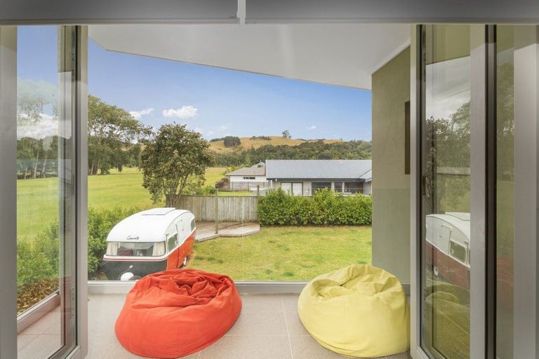 Photo of property in 14 Clipper Place, Whitianga, 3510
