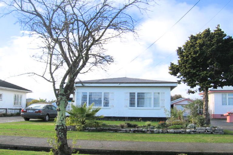 Photo of property in 222 Mayfair Avenue, Mayfair, Hastings, 4122