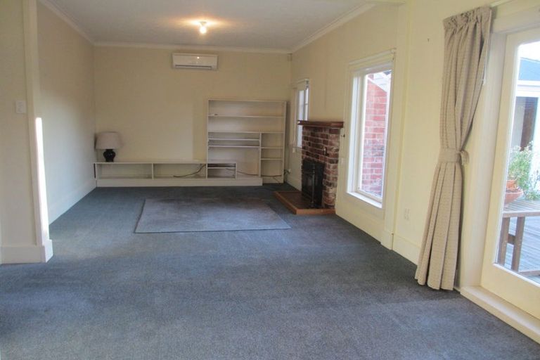 Photo of property in 19 Otara Street, Ilam, Christchurch, 8053