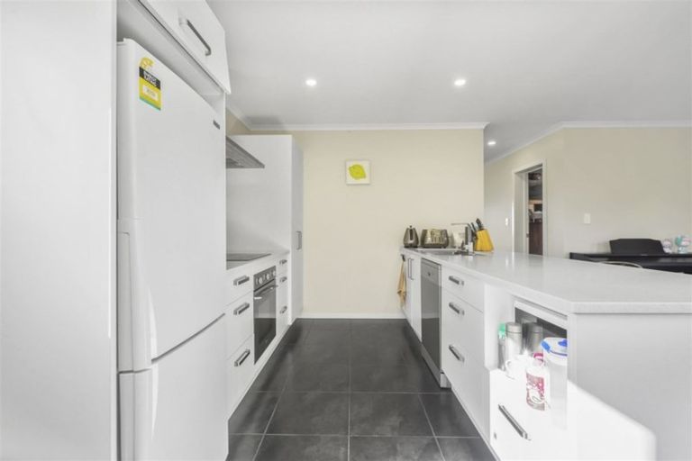 Photo of property in 67 Ridgedale Crescent, Flagstaff, Hamilton, 3210