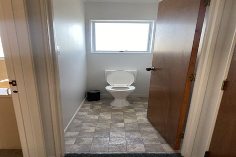 Photo of property in 1/13 Chatswood Grove, Fitzroy, New Plymouth, 4312