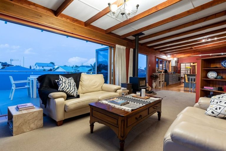 Photo of property in 8 Moa Street, Mount Maunganui, 3116