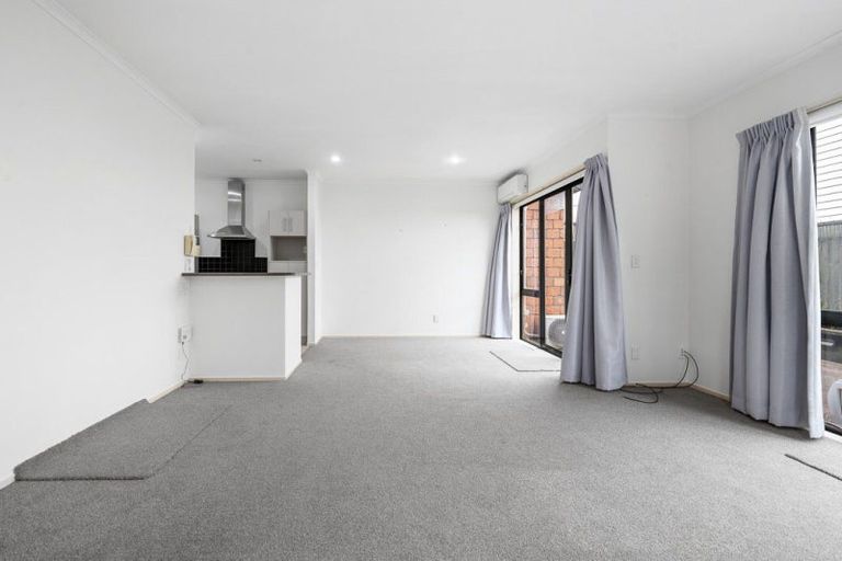Photo of property in 14d Kelvin Place, Hamilton East, Hamilton, 3216