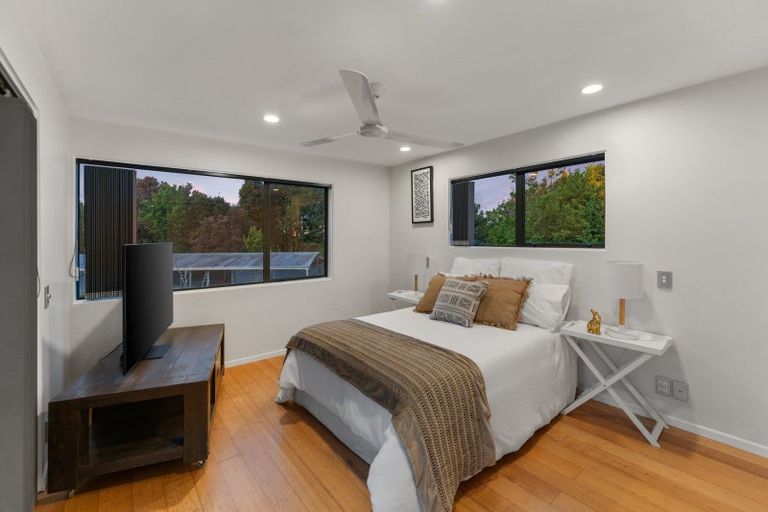 Photo of property in 14 Wade Place, Welcome Bay, Tauranga, 3175