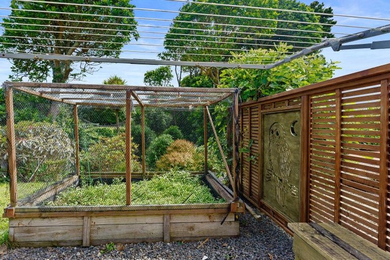 Photo of property in 42 Sue Avenue, Otaki, 5512