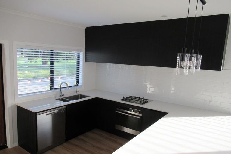 Photo of property in 38 Mawai Hakona Drive, Wallaceville, Upper Hutt, 5018