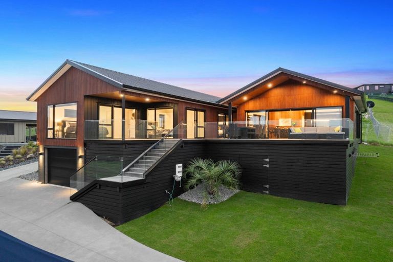 Photo of property in 4 Aquarius Lane, Langs Beach, 0582