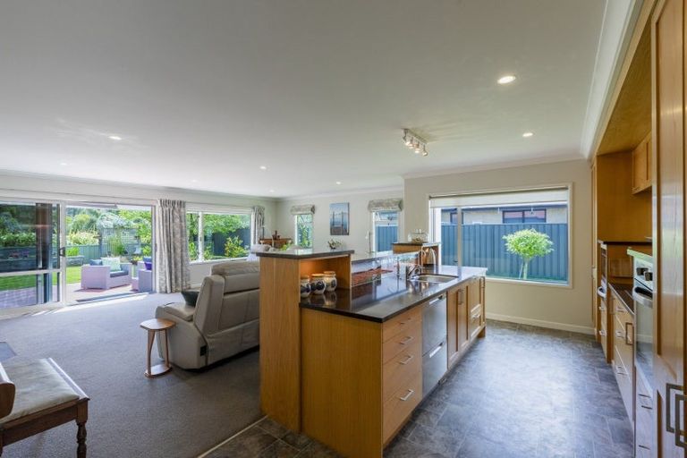 Photo of property in 10 Rochfort Street, Otane, 4202