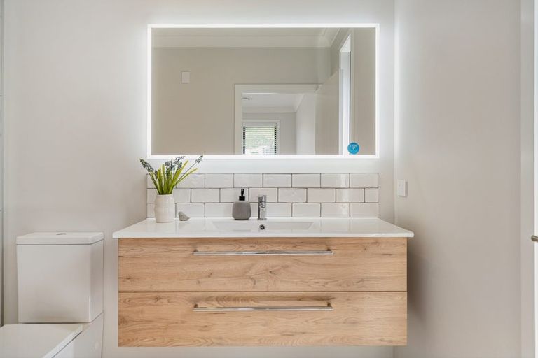 Photo of property in 21 Cynisca Crescent, Wallaceville, Upper Hutt, 5018