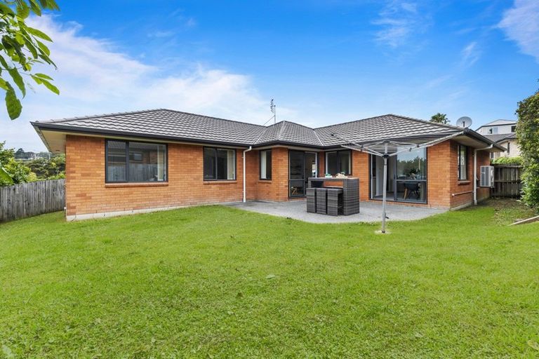 Photo of property in 3 Durbin Court, Greenhithe, Auckland, 0632
