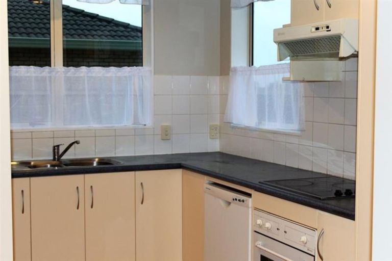 Photo of property in 5 Frederick Reece Drive, The Gardens, Auckland, 2105