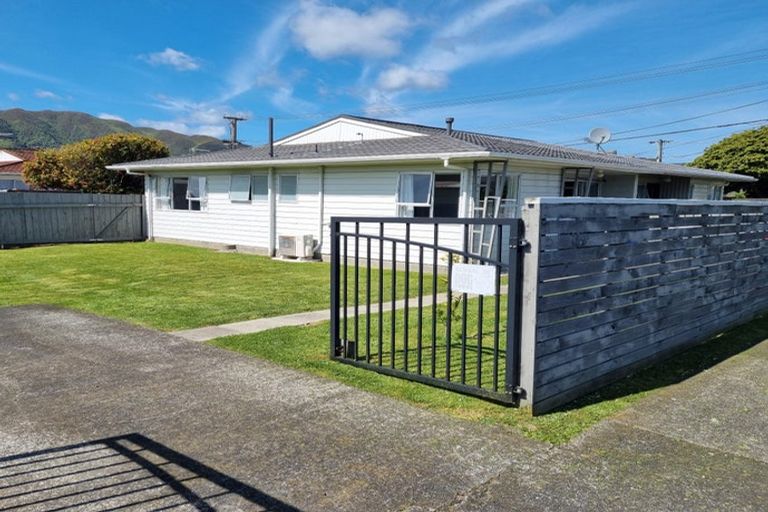 Photo of property in 48a Whites Line West, Woburn, Lower Hutt, 5010