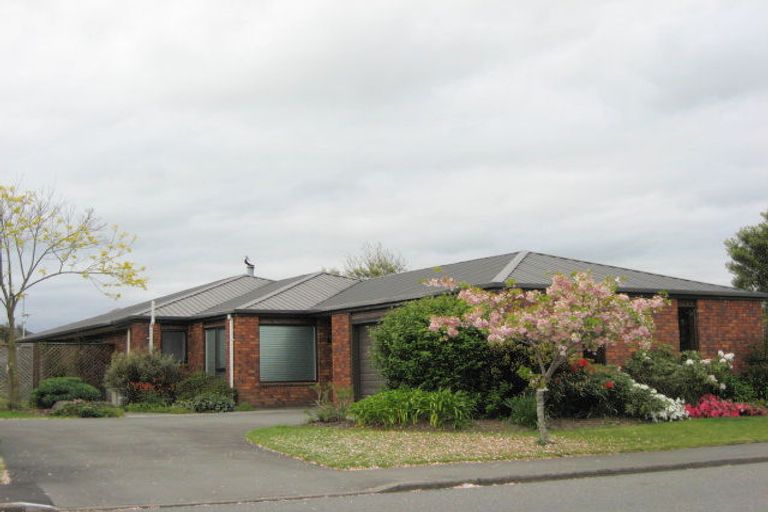 Photo of property in 14 Kingsbury Avenue, Rangiora, 7400