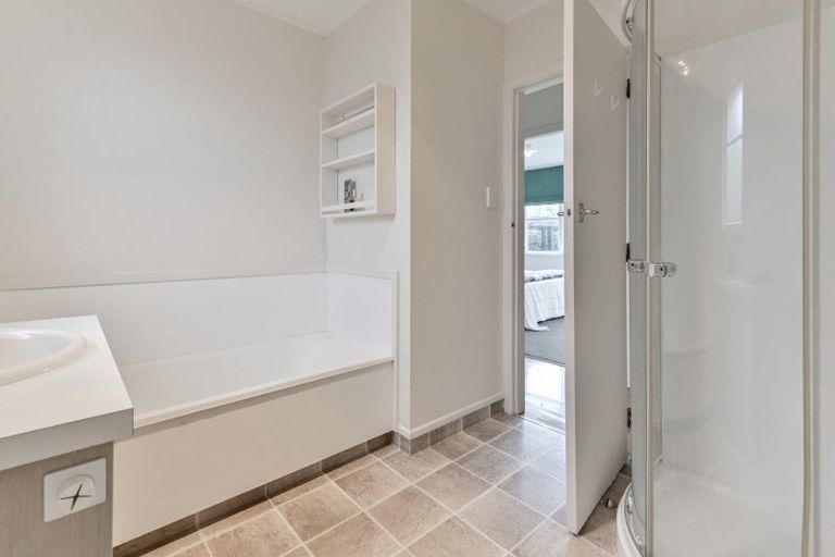 Photo of property in 28a Tucker Lane, Clive, 4102