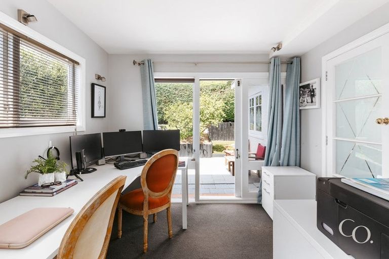 Photo of property in 15 Otumoetai Road, Judea, Tauranga, 3110