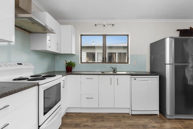 Photo of property in 7 Duckworth Crescent, Greenmeadows, Napier, 4112