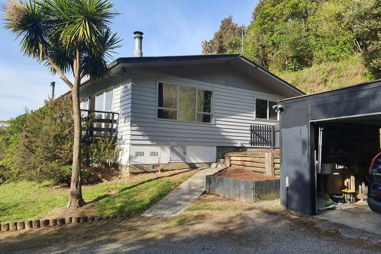 Photo of property in 18b August Street, Stokes Valley, Lower Hutt, 5019