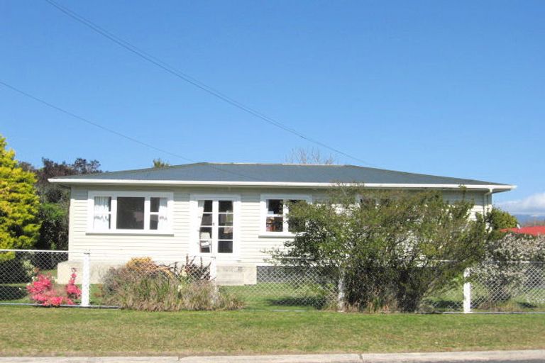 Photo of property in 12 White Street, Whitianga, 3510