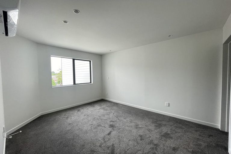 Photo of property in 40d Evelyn Place, Hillcrest, Auckland, 0627