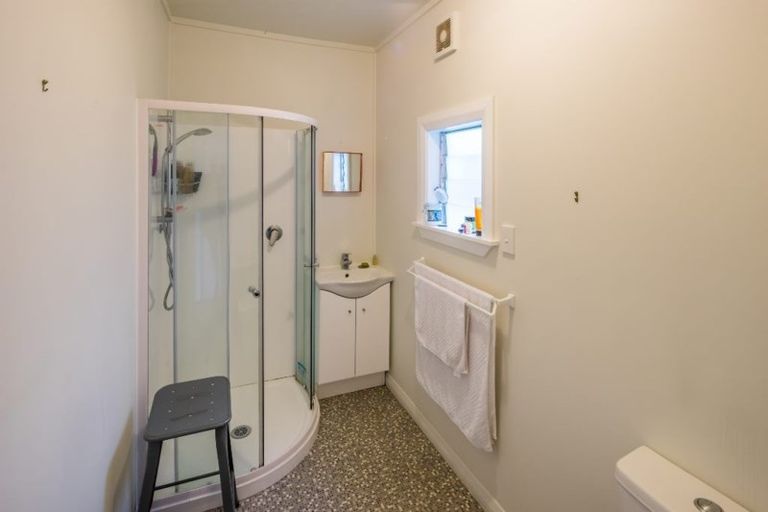 Photo of property in 7 Murray Street, Island Bay, Wellington, 6023