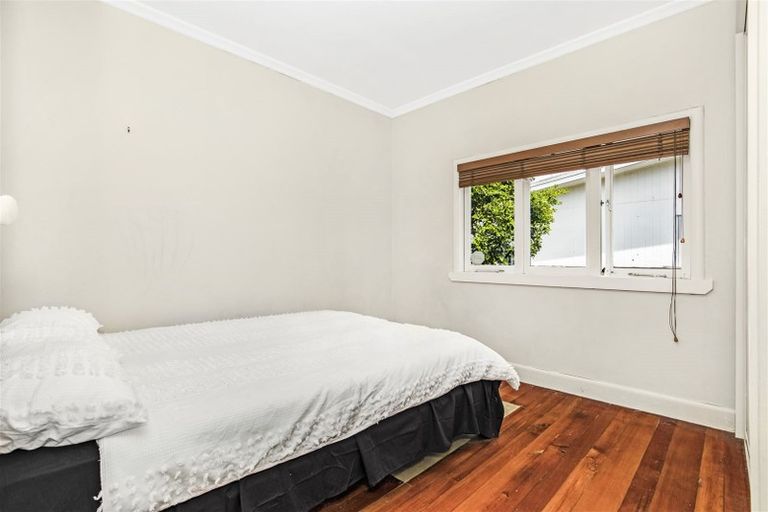 Photo of property in 51 Great South Road, Papakura, 2110