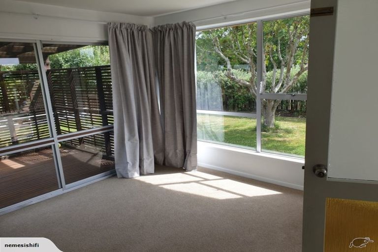 Photo of property in 18a Thompsons Road, Belfast, Christchurch, 8051