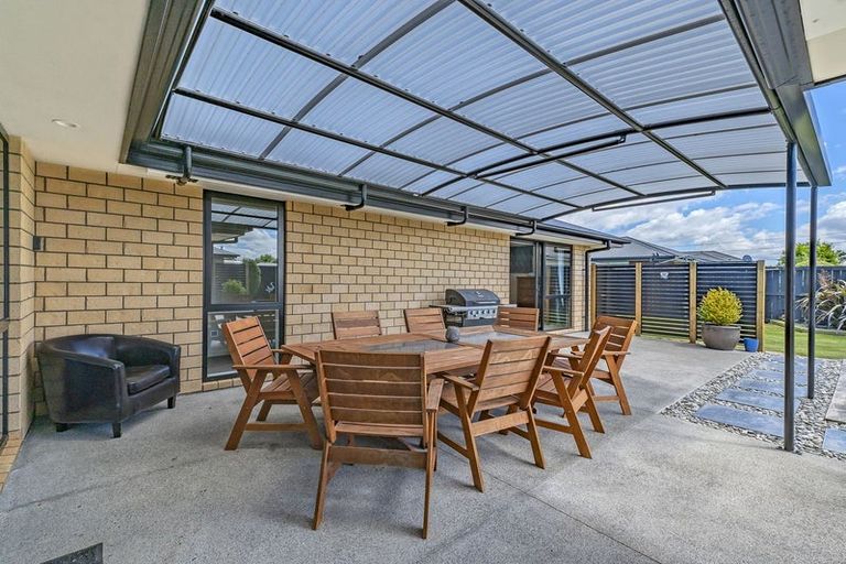 Photo of property in 13 Cressy Place, Darfield, 7510