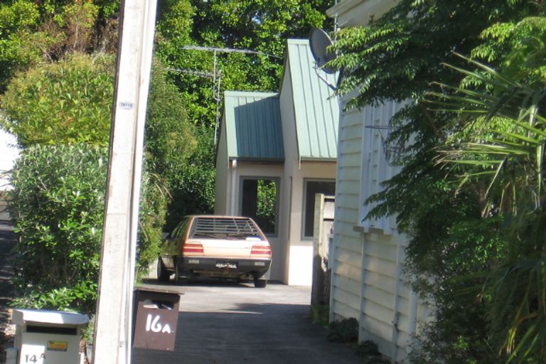 Photo of property in 1/16 Roseberry Avenue, Birkenhead, Auckland, 0626