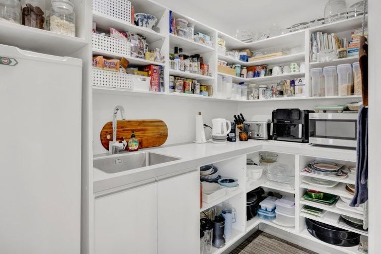 Photo of property in 6 Aytoun Street, Opunake, 4616