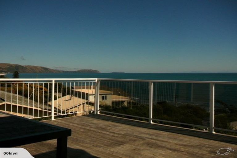 Photo of property in 19 The Crescent, Raumati South, Paraparaumu, 5032