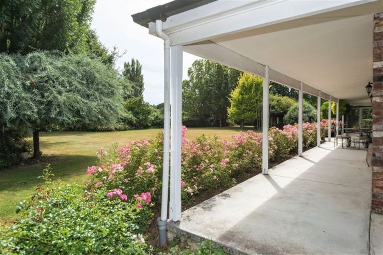 Photo of property in 2 Terrace Road, Leithfield, Amberley, 7481