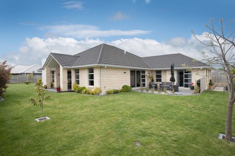 Photo of property in 11b Isobel Hodgson Drive, Cambridge, 3434